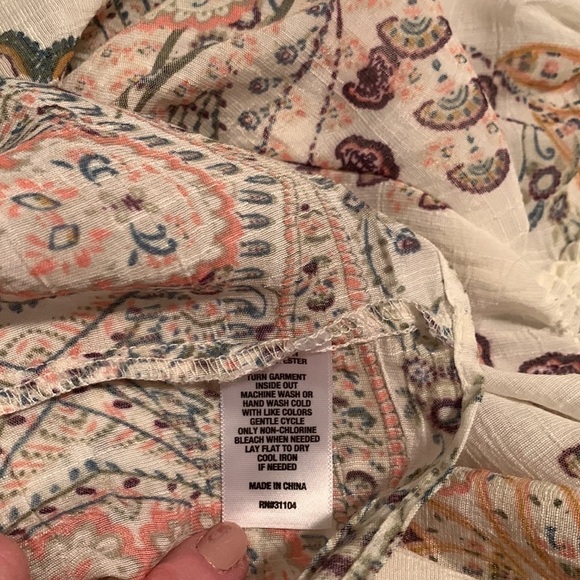 Belk Peasant Top with beautiful BoHo print MP - Picture 5 of 5